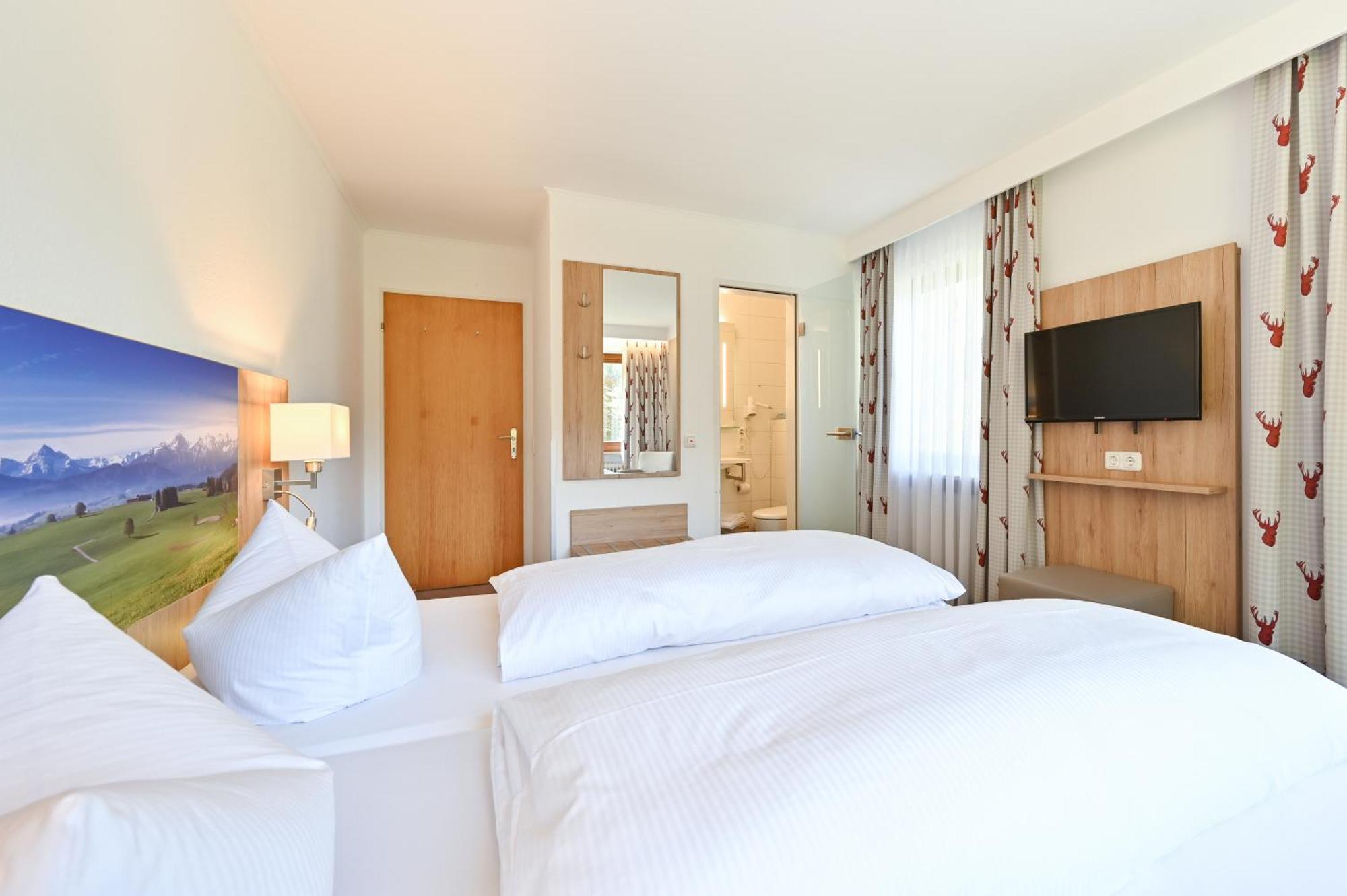 Hotel Ruchti - Zeit Fuer Mich Fussen Ngoại thất bức ảnh