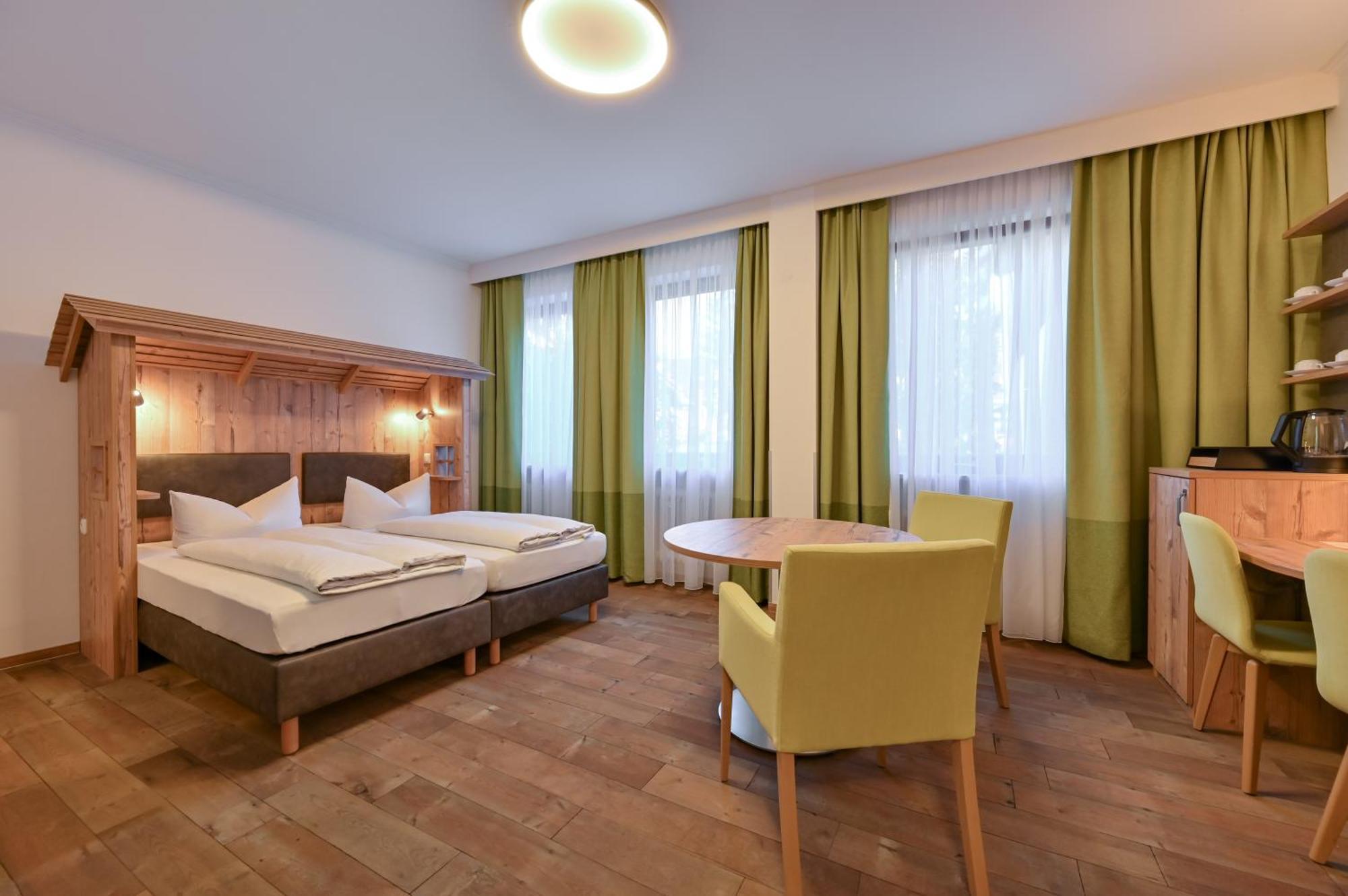 Hotel Ruchti - Zeit Fuer Mich Fussen Ngoại thất bức ảnh